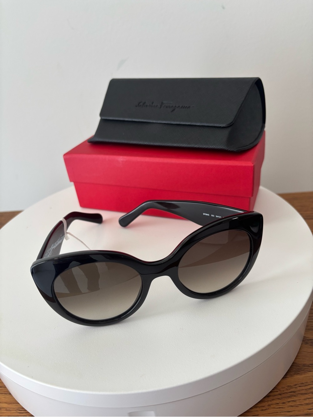 NWT Salvatore Ferragamo Black Cat-Eye Sunglasses